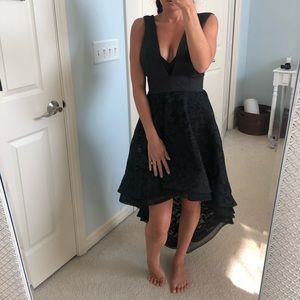 🖤NWOT- formal black high/low dress🖤